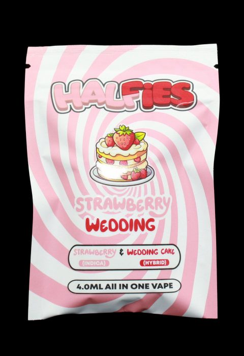 Halfies | Strawberry Wedding | 4G’s All In One Dispo